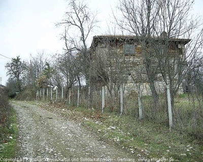 Tam boy resmi görebilmek için tıklayın