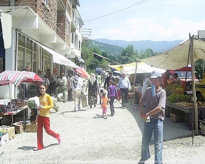 Tam boy resmi görebilmek için tıklayın